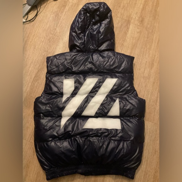 YoungLA Puffer Vest - Picture 1 of 2